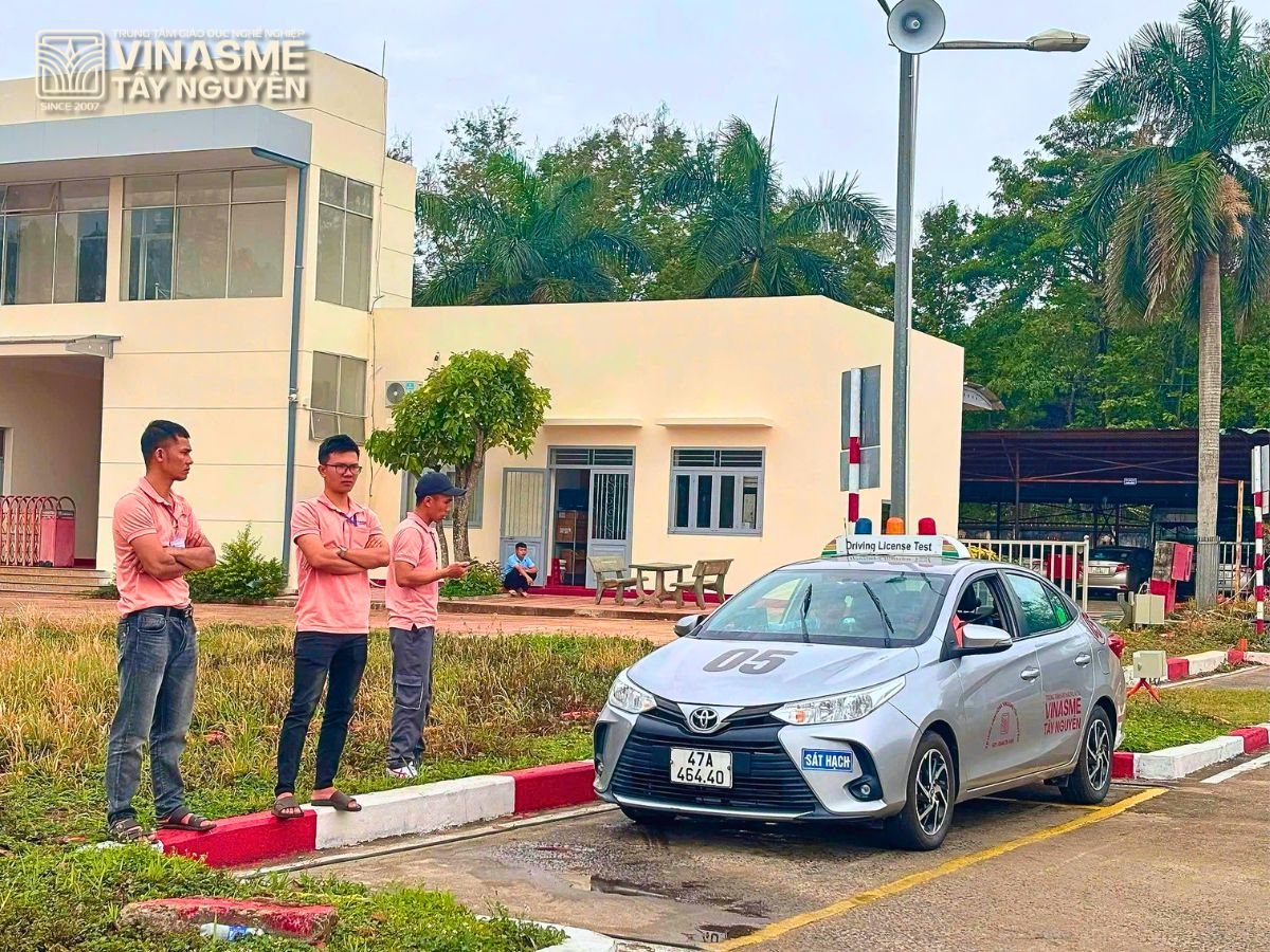 Bài ghép dọc ghép ngang số tự động