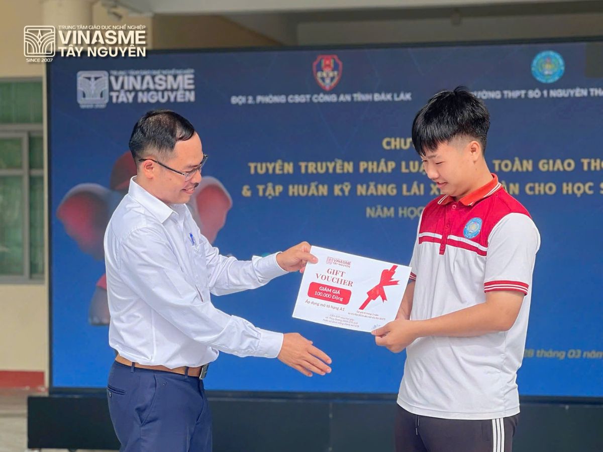 Gen Z - Đi đường là phải nét