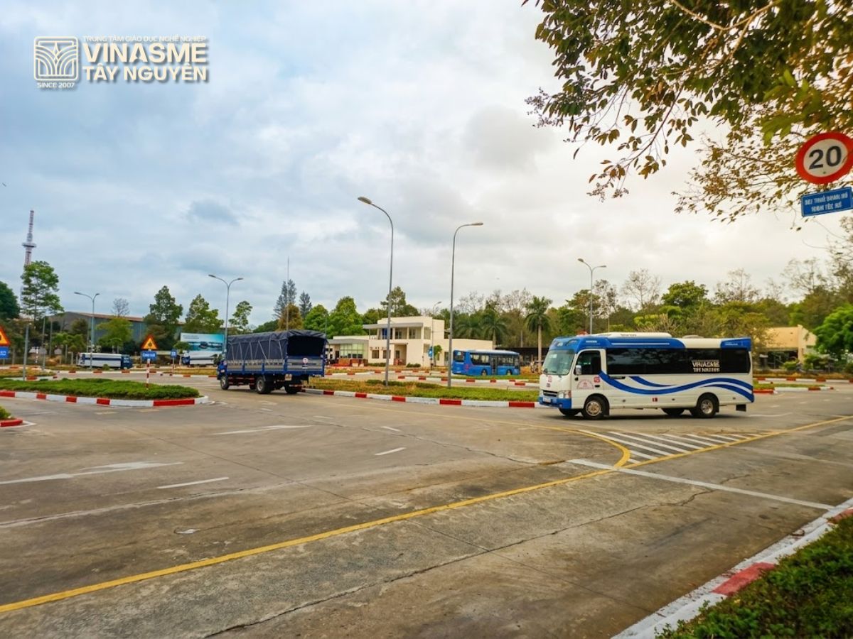 Học lái xe tại Vinasme Tây Nguyên